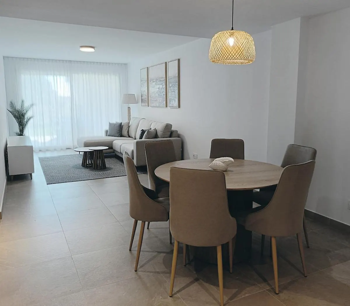 Sunny Golf Apartment Estepona